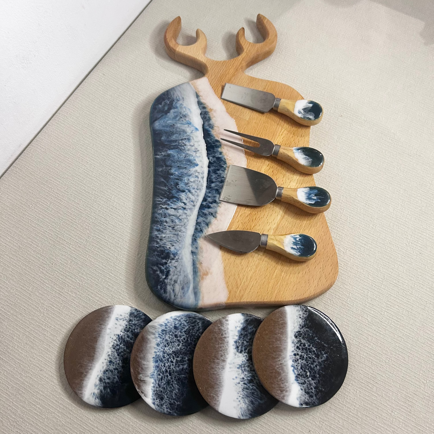 Set platou dreptunghiular cerb cu accesorii, valuri, ideal pentru cadou, decor, branzeturi, aperitive