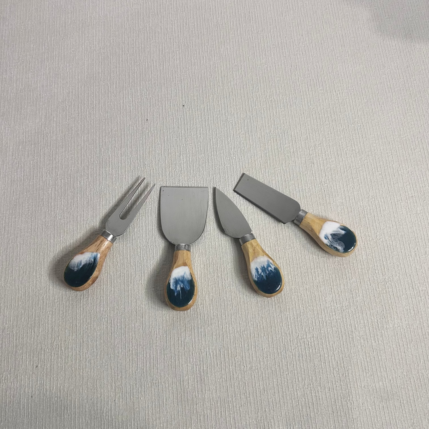 Set cutite branzeturi cu rasina epoxidica, efect ocean - epoxyarta.ro